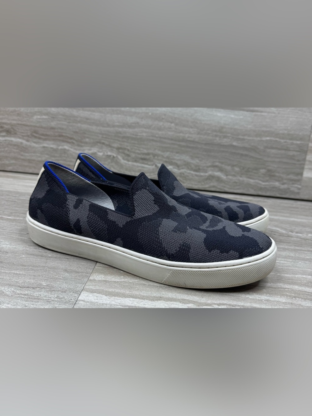 Rothy's The Original Slip-On Sneakers in Camouflage Womens 8.5 - Picture 2 of 12